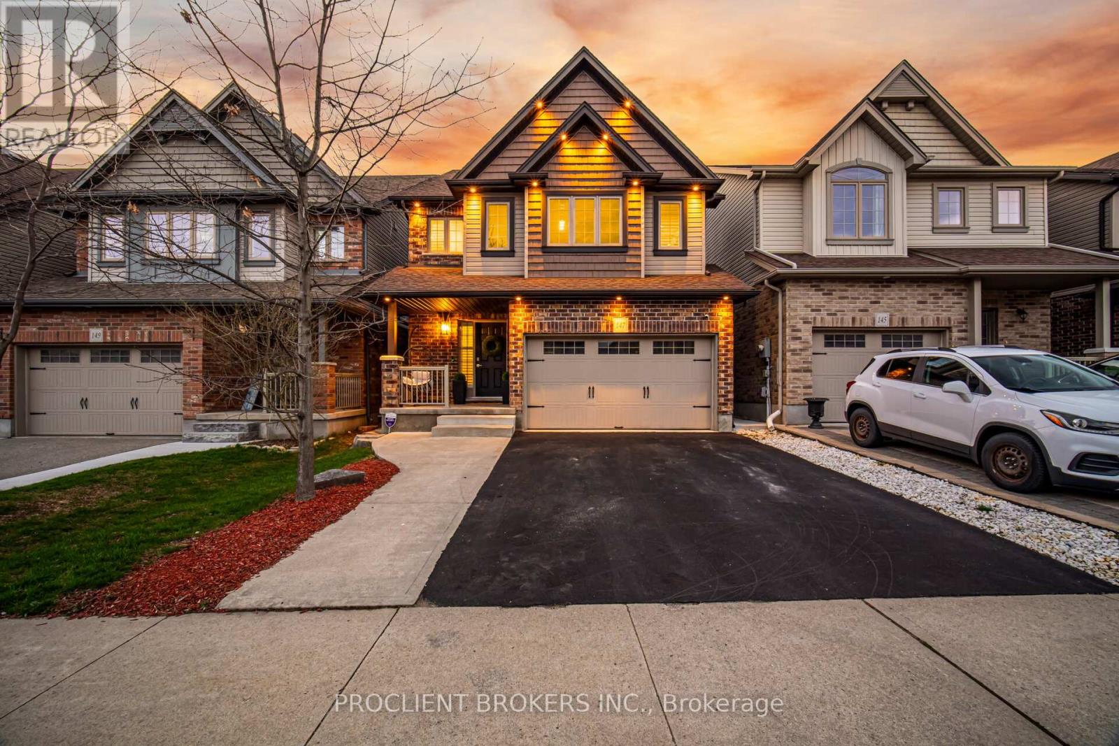 147 Couling Crescent, Guelph, Ontario  N1H 6J1 - Photo 3 - X13033638