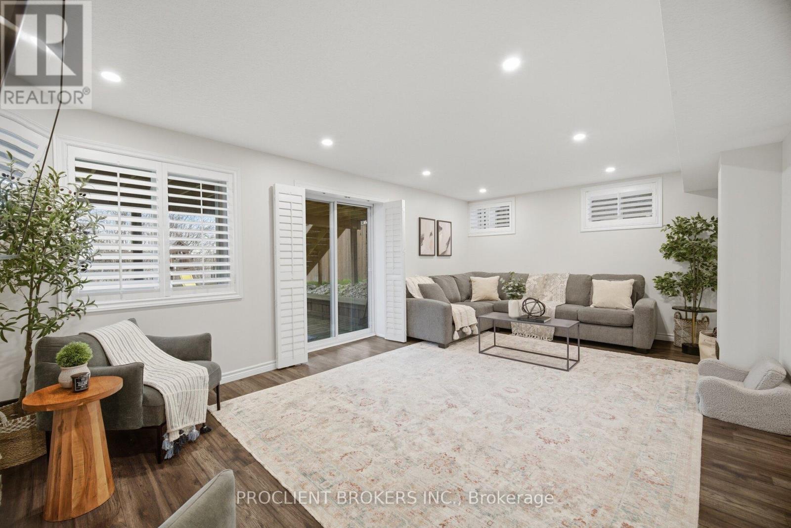 147 Couling Crescent, Guelph, Ontario  N1H 6J1 - Photo 35 - X13033638