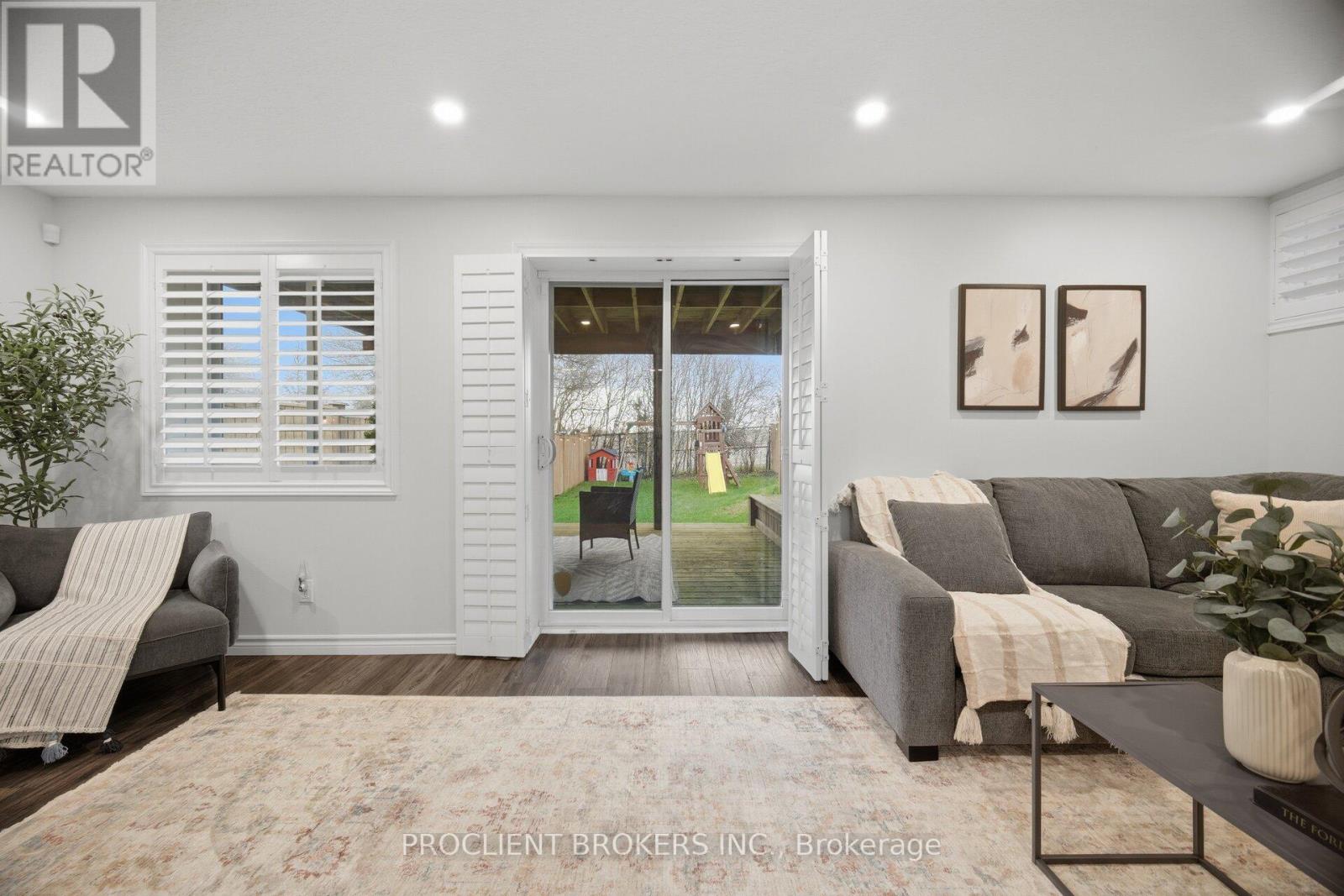 147 Couling Crescent, Guelph, Ontario  N1H 6J1 - Photo 39 - X13033638