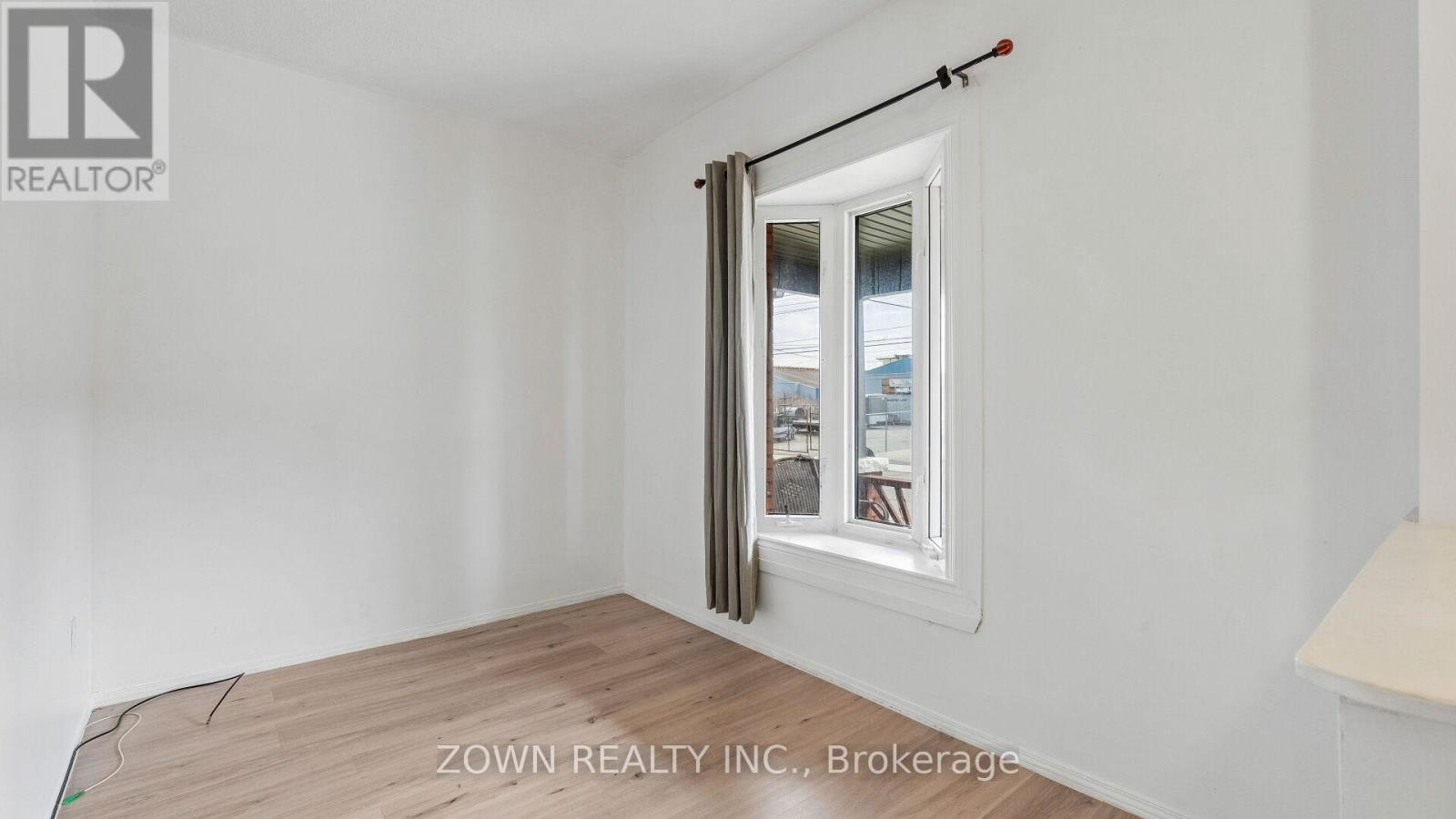 111 Hillyard Street, Hamilton, Ontario  L8L 6B5 - Photo 7 - X13033724