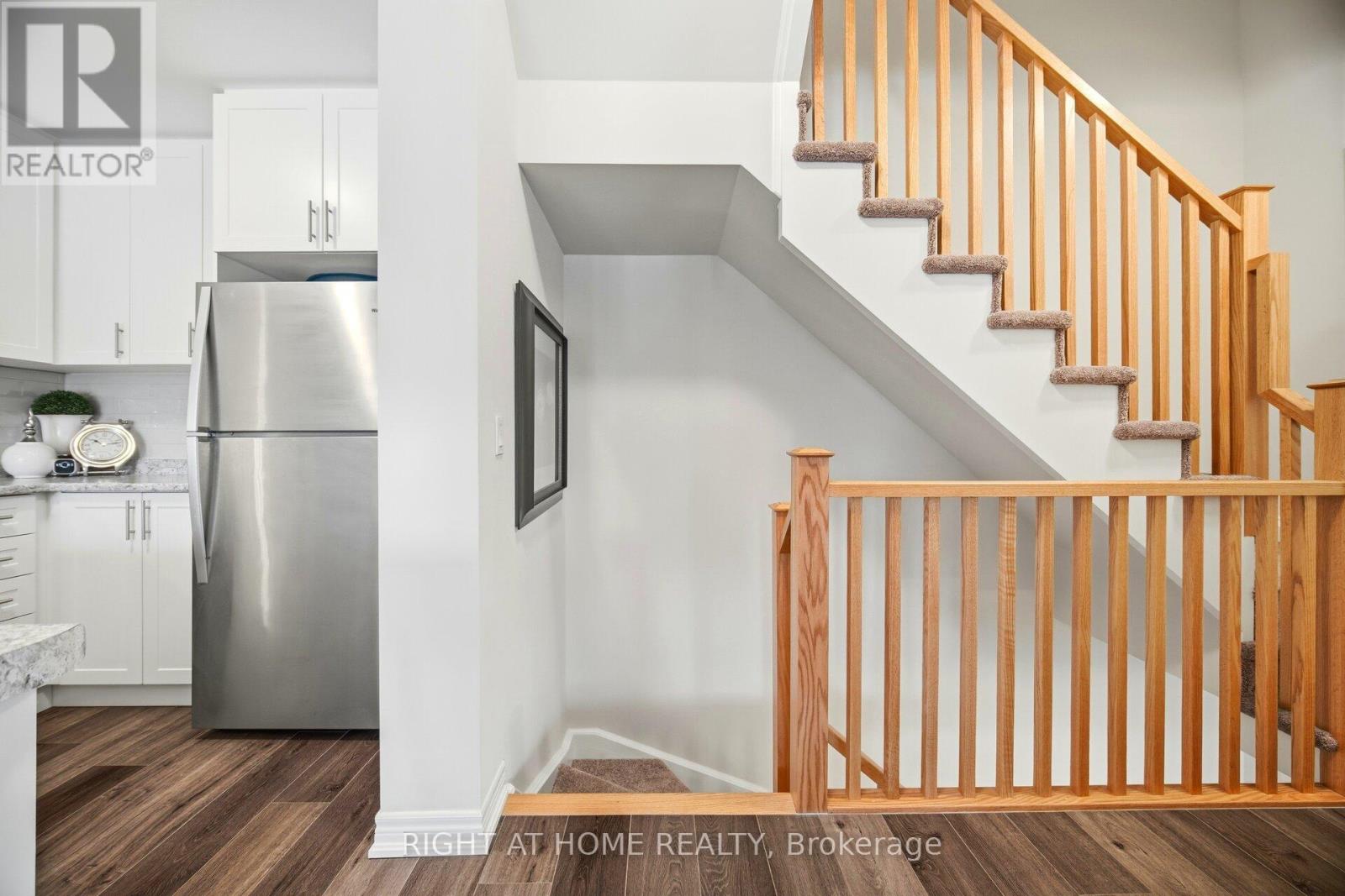 61 - 19 Picardy Drive, Hamilton, Ontario  L8J 2T7 - Photo 10 - X13033732