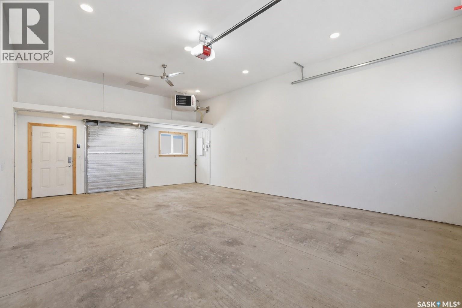 243 Newton Link, Saskatoon, Saskatchewan  S7V 0M8 - Photo 37 - SK033604