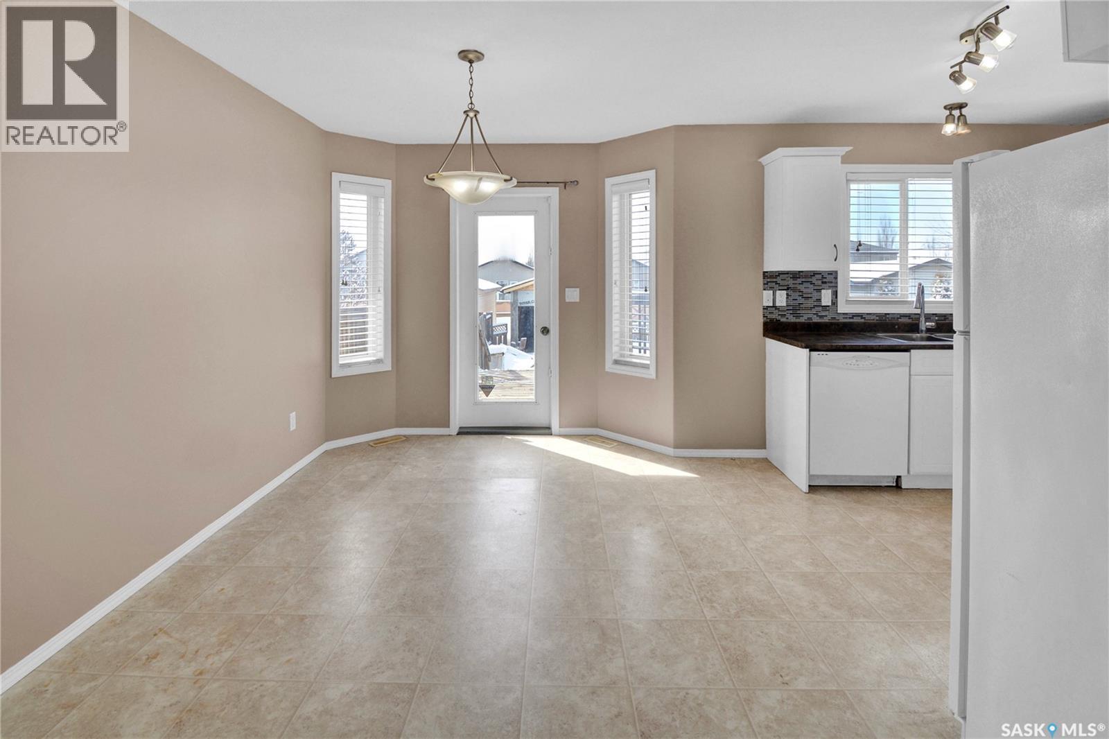 2905 Mcclocklin Road, Saskatoon, Saskatchewan  S7R 0A1 - Photo 10 - SK033562