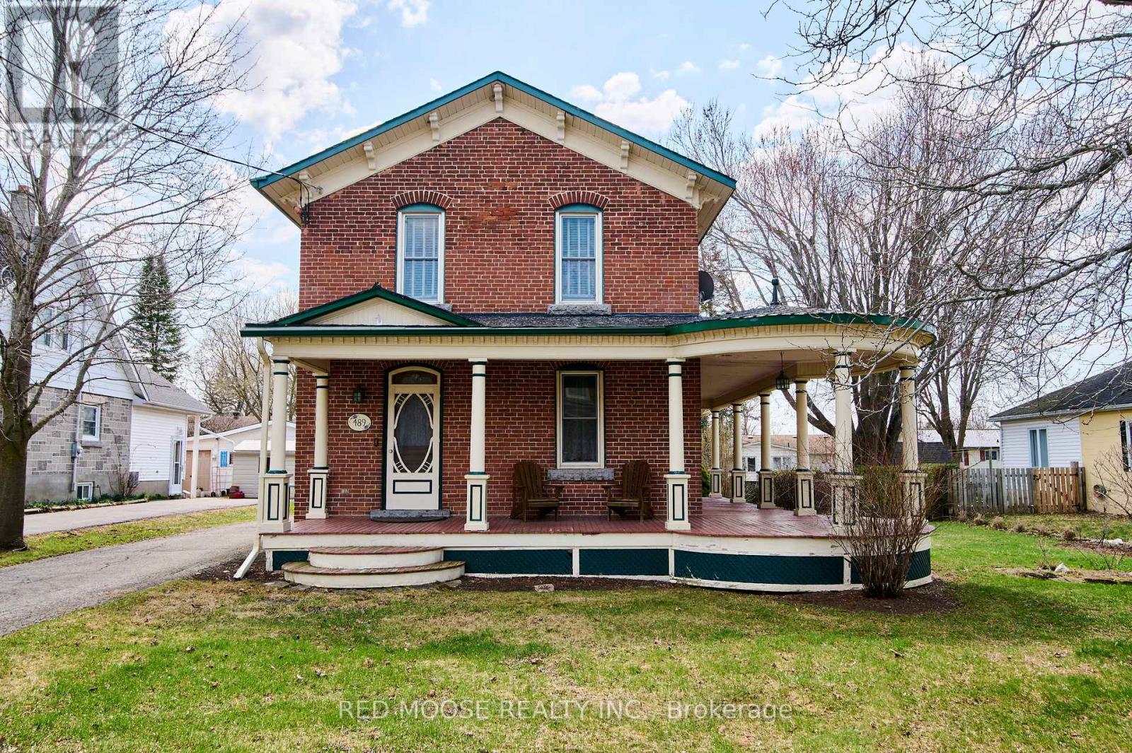 489 FRED STREET, North Dundas, Ontario