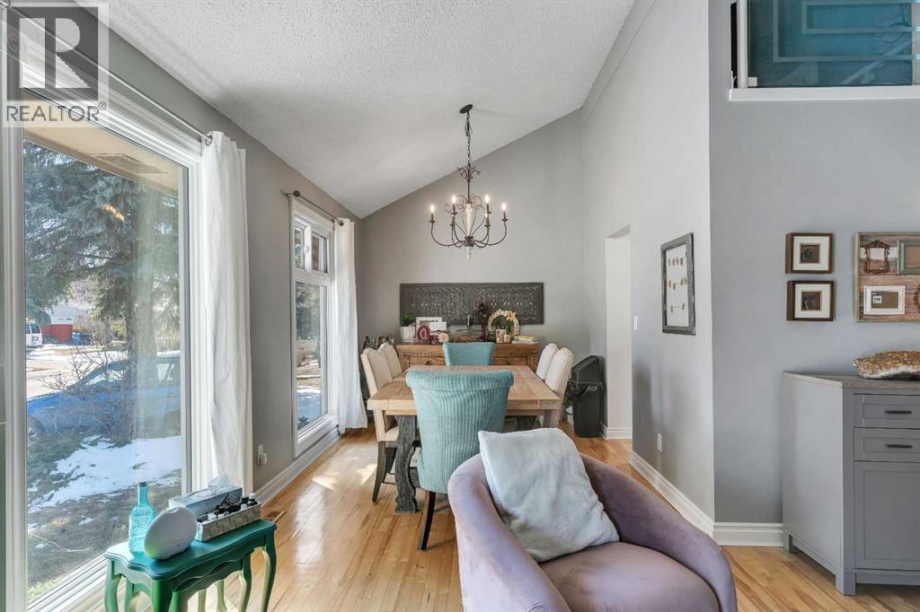 12 Oakvale Place Sw, Calgary, Alberta  T2V 1H4 - Photo 10 - A2304162