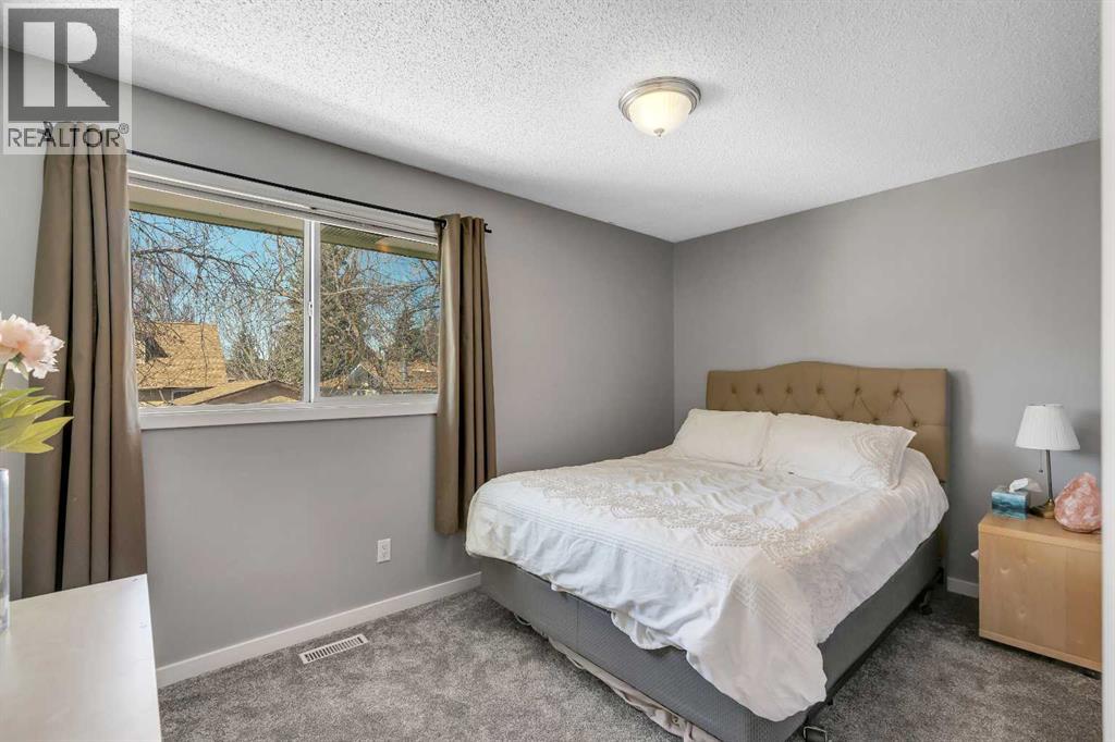 12 Oakvale Place Sw, Calgary, Alberta  T2V 1H4 - Photo 29 - A2304162