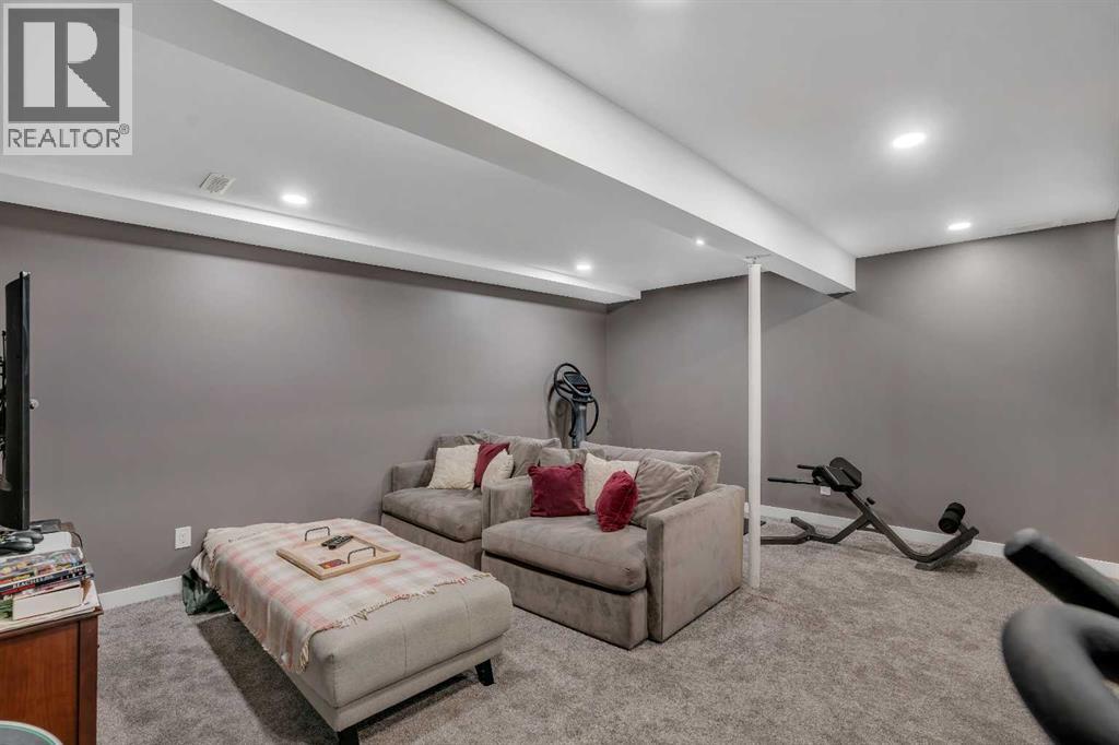 12 Oakvale Place Sw, Calgary, Alberta  T2V 1H4 - Photo 36 - A2304162