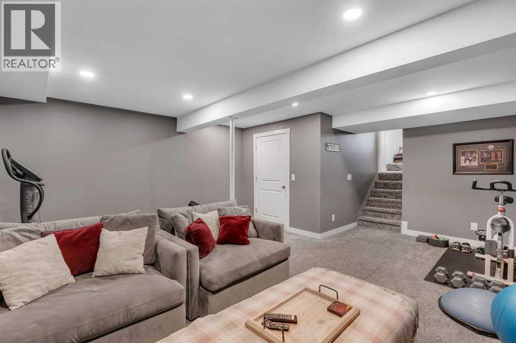 12 Oakvale Place Sw, Calgary, Alberta  T2V 1H4 - Photo 37 - A2304162