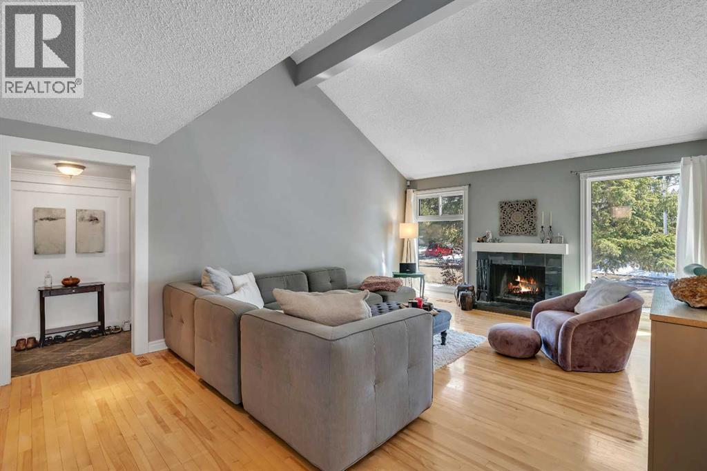 12 Oakvale Place Sw, Calgary, Alberta  T2V 1H4 - Photo 6 - A2304162