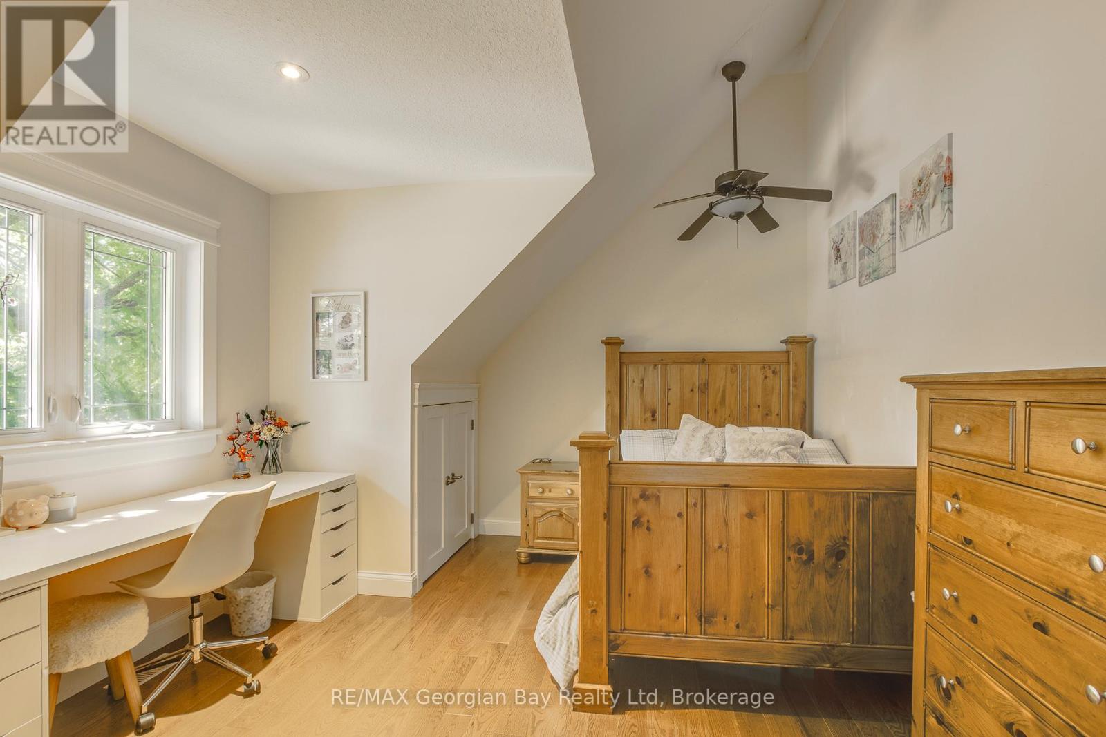 30 Brule Street, Penetanguishene, Ontario  L9M 1J1 - Photo 25 - S13033770