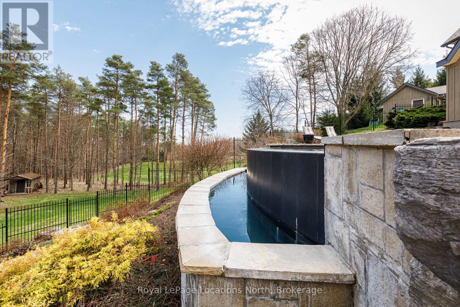 4 Purple Hill Lane, Clearview, Ontario  L0M 1G0 - Photo 40 - S13033784