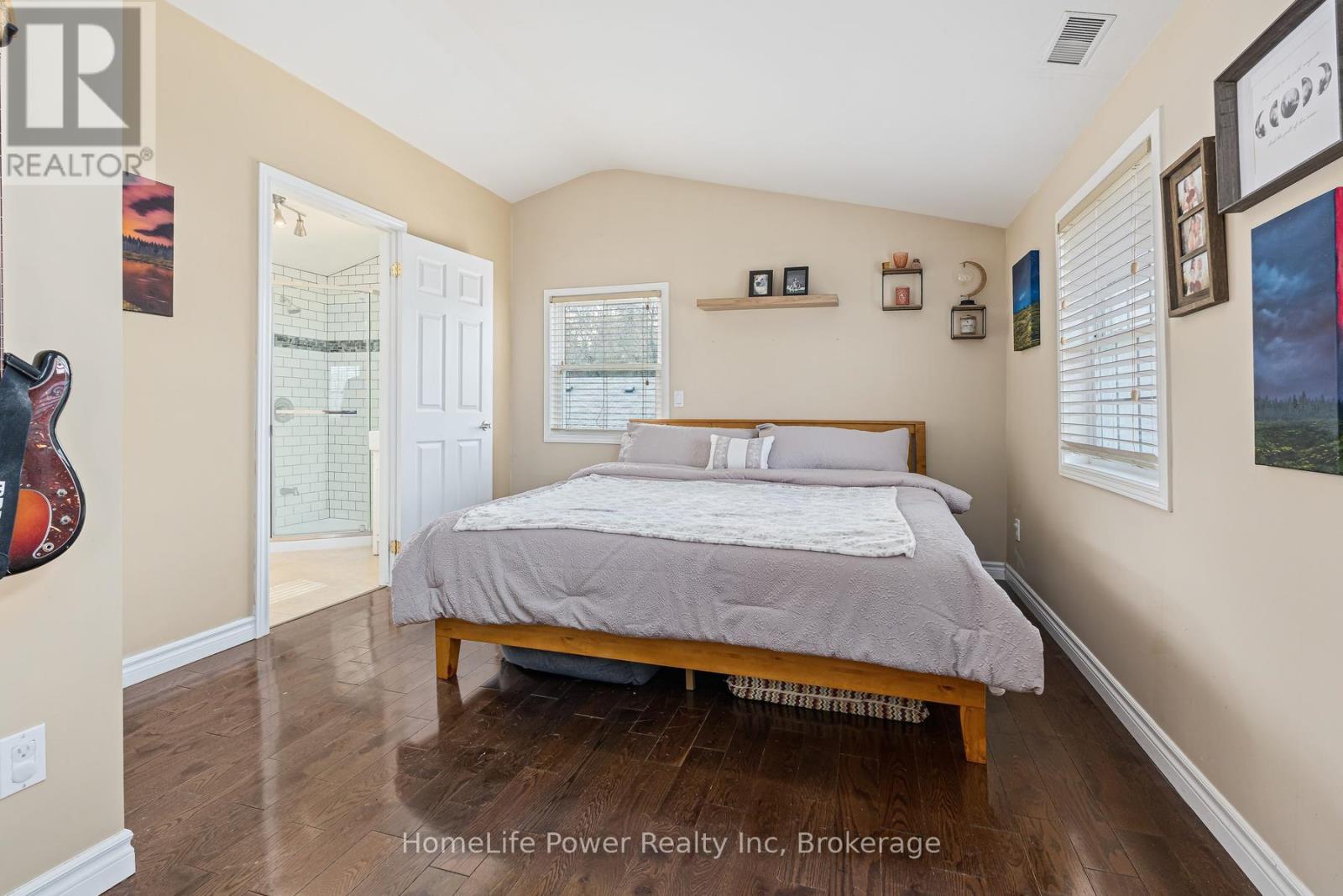 14 Erin Street, Halton Hills, Ontario  L7G 3M6 - Photo 19 - W13033766