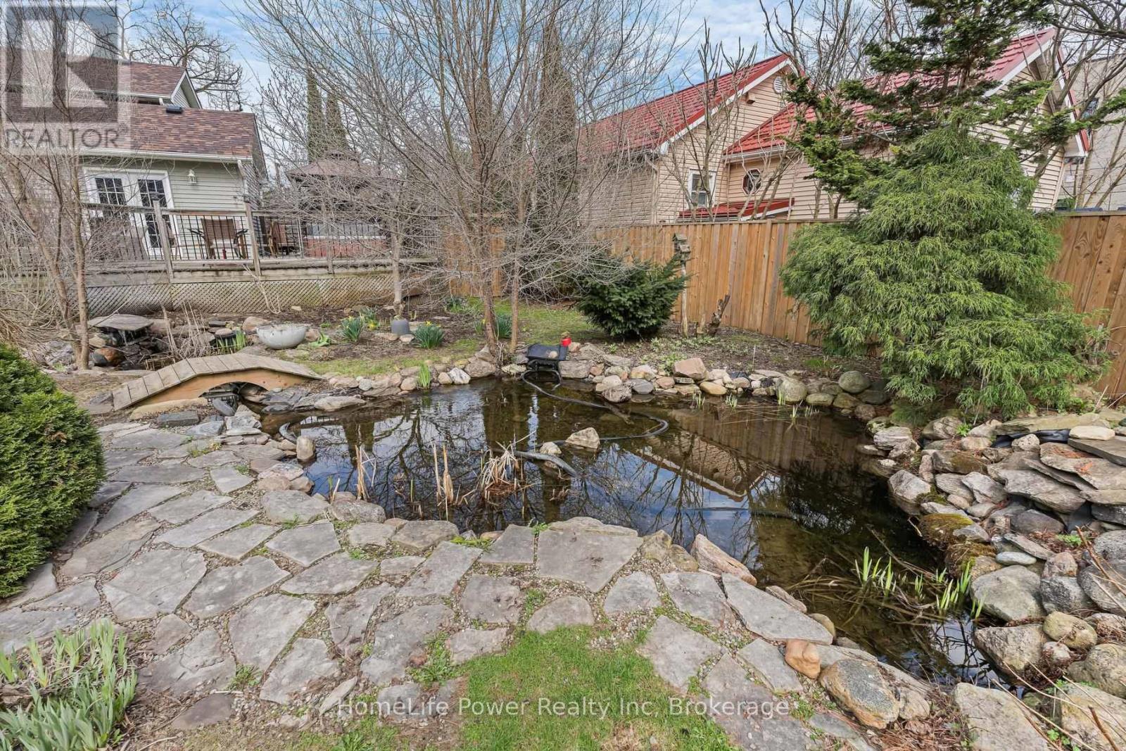 14 Erin Street, Halton Hills, Ontario  L7G 3M6 - Photo 30 - W13033766