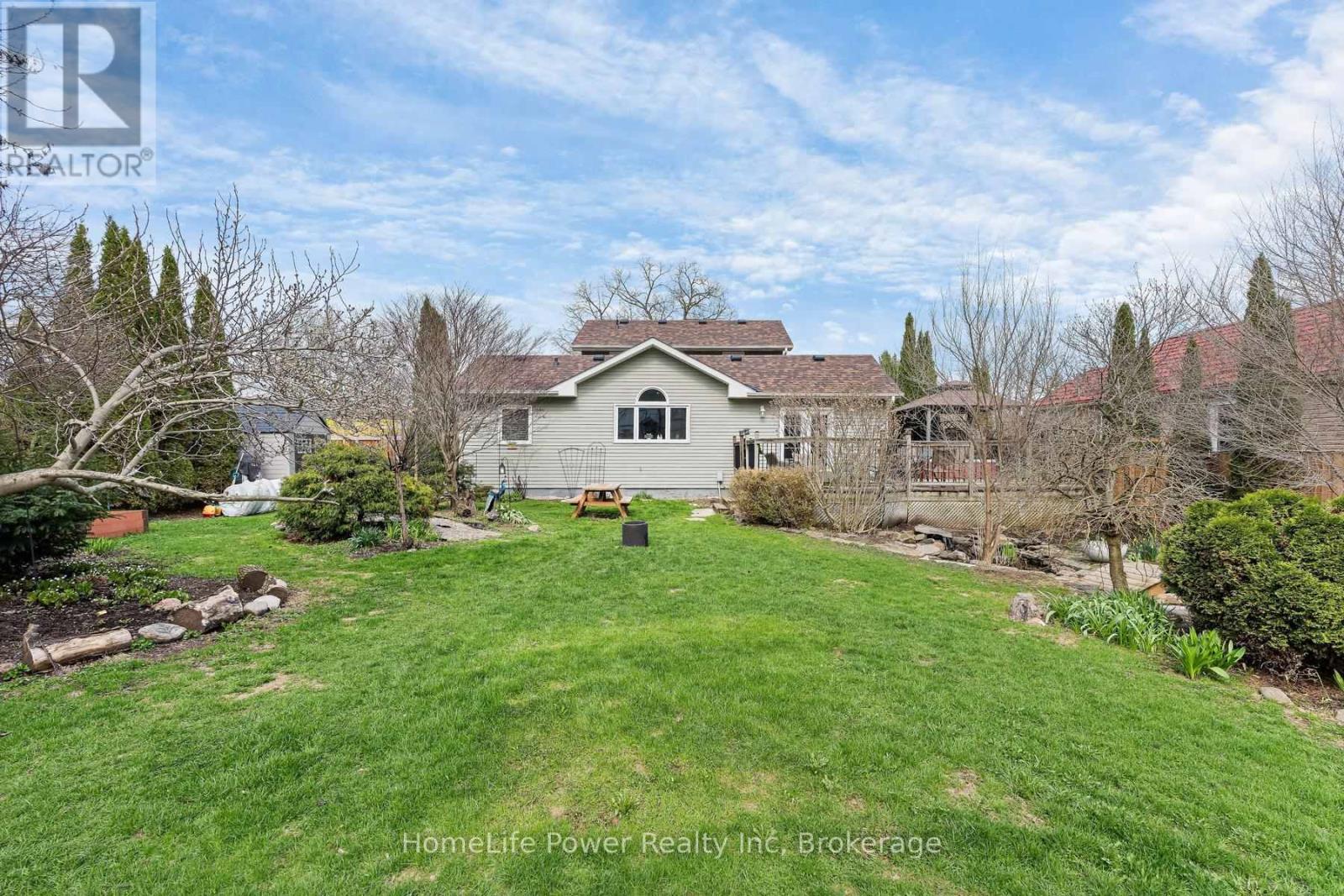 14 Erin Street, Halton Hills, Ontario  L7G 3M6 - Photo 33 - W13033766