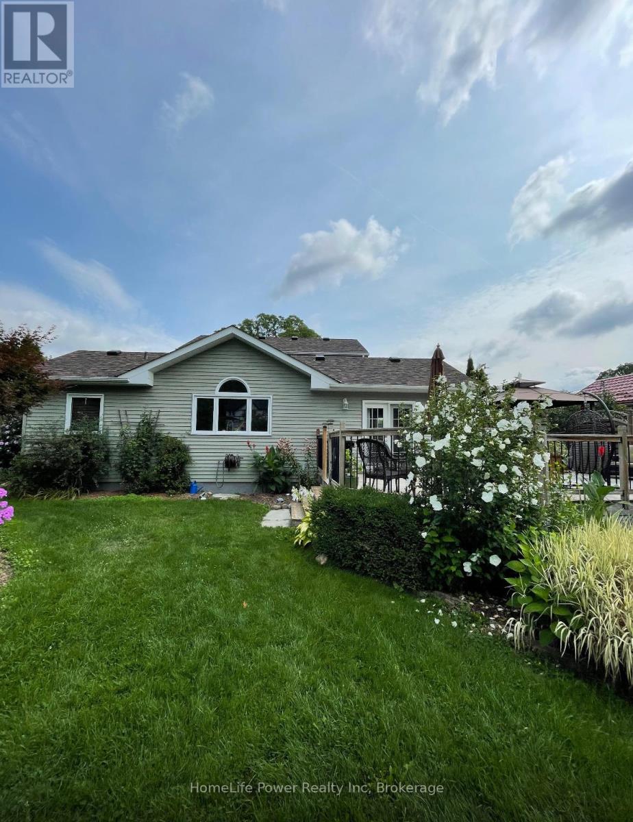 14 Erin Street, Halton Hills, Ontario  L7G 3M6 - Photo 38 - W13033766