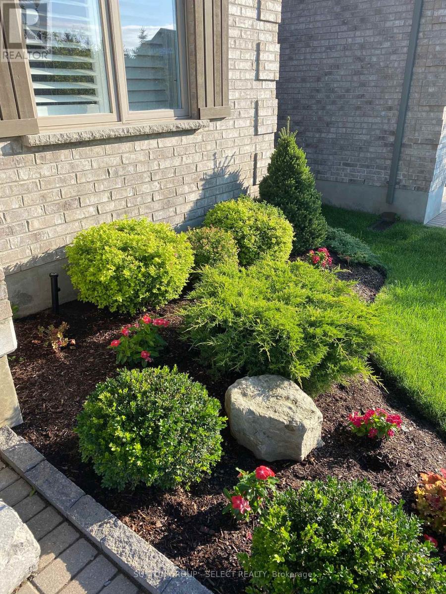 30 - 725 Eagletrace Drive, London North, Ontario  N6G 0J7 - Photo 33 - X13033788