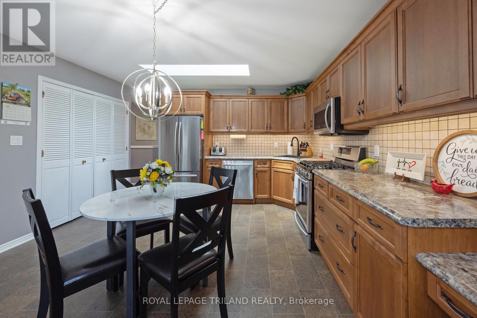 31 Neal Avenue, St. Thomas, Ontario  N5R 6B5 - Photo 10 - X13033792