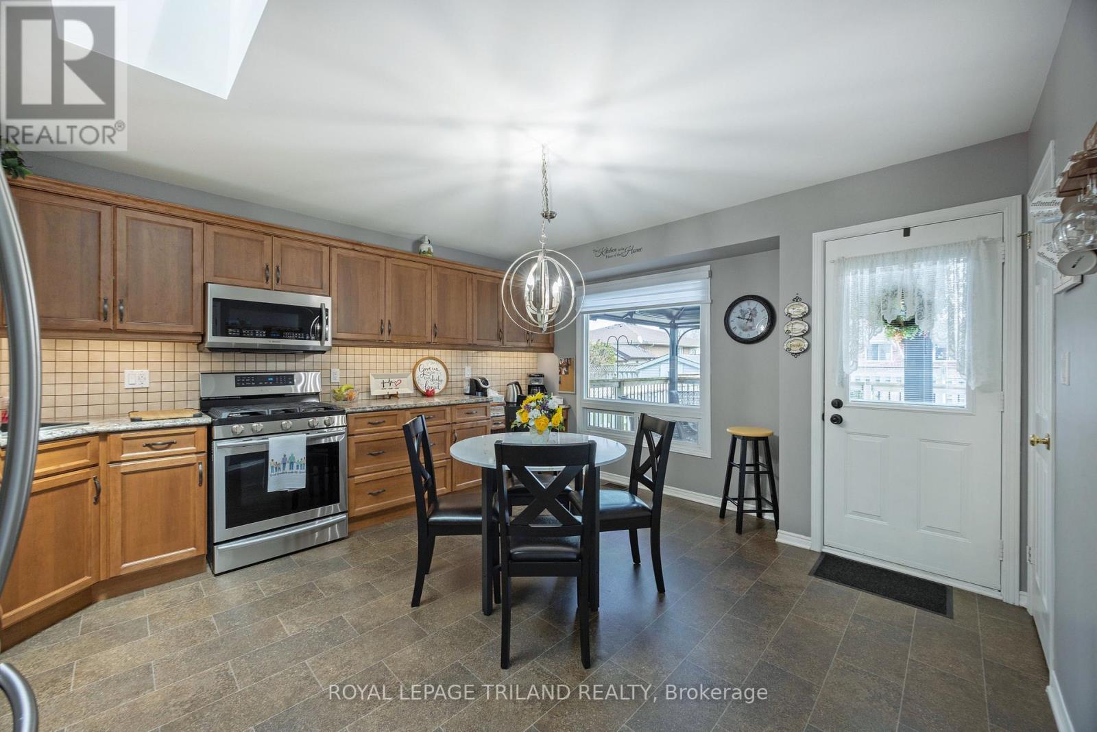 31 Neal Avenue, St. Thomas, Ontario  N5R 6B5 - Photo 11 - X13033792