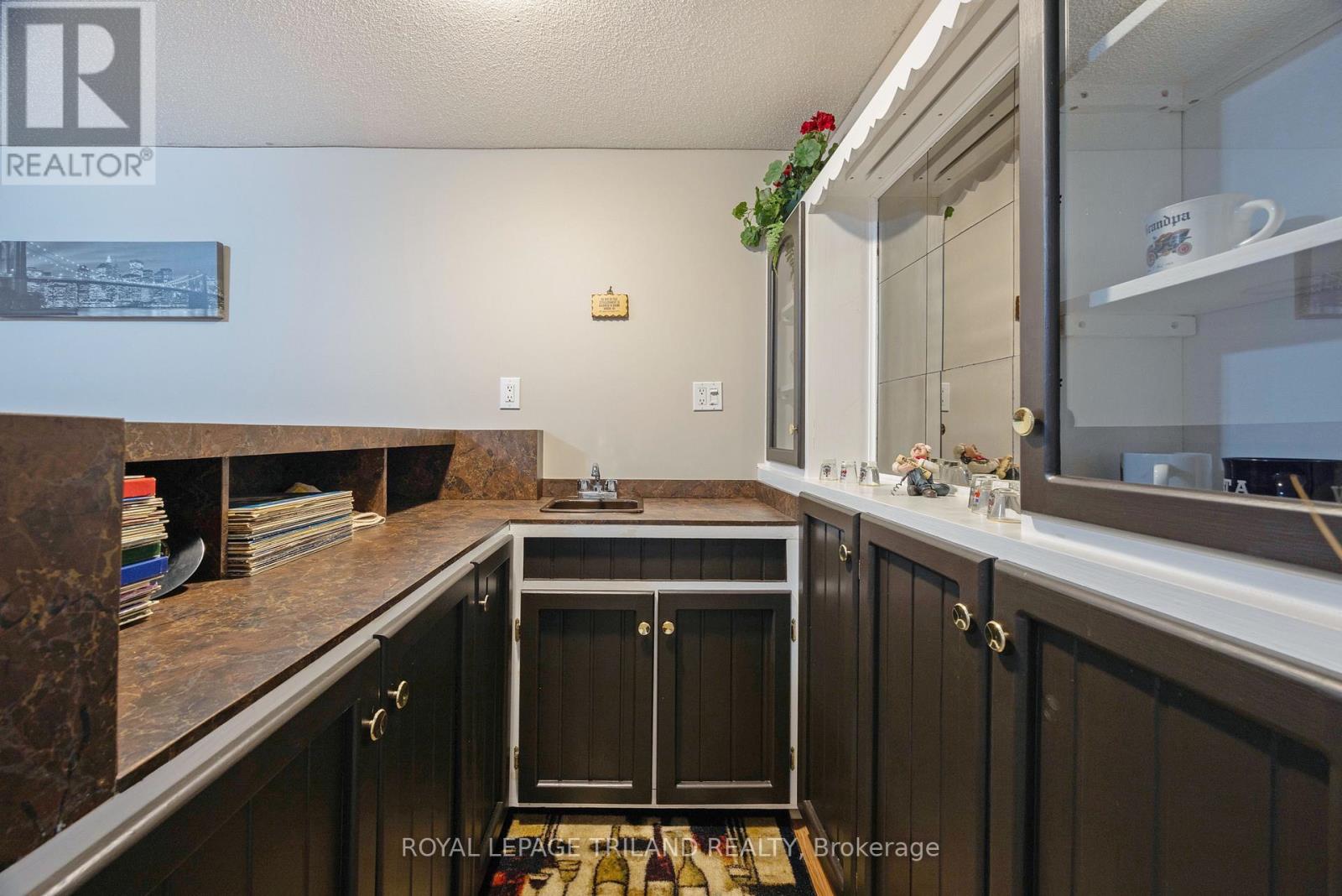 31 Neal Avenue, St. Thomas, Ontario  N5R 6B5 - Photo 26 - X13033792