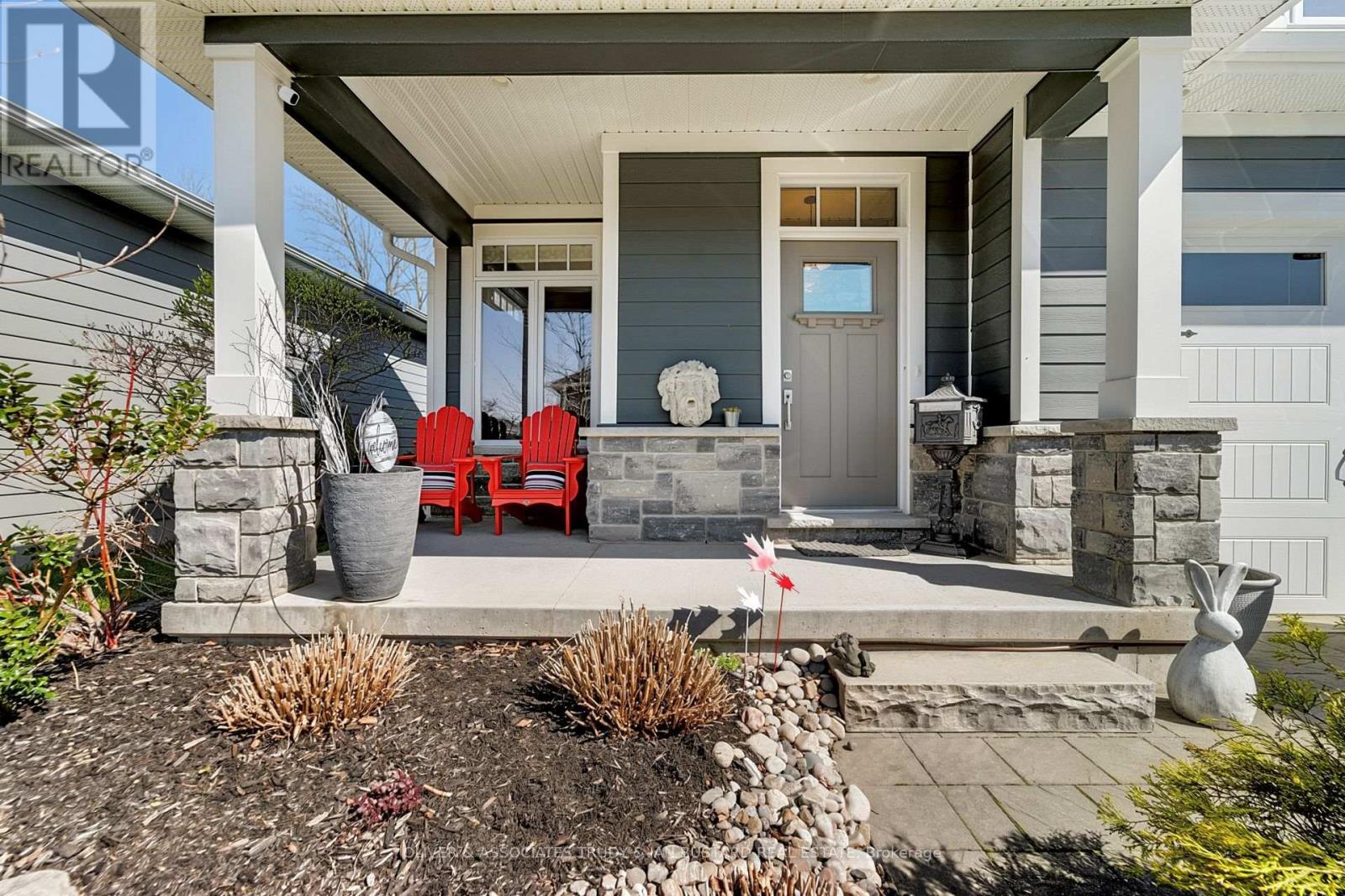 4 - 50 Sunrise Lane, Lambton Shores, Ontario  N0M 1T0 - Photo 2 - X13033798