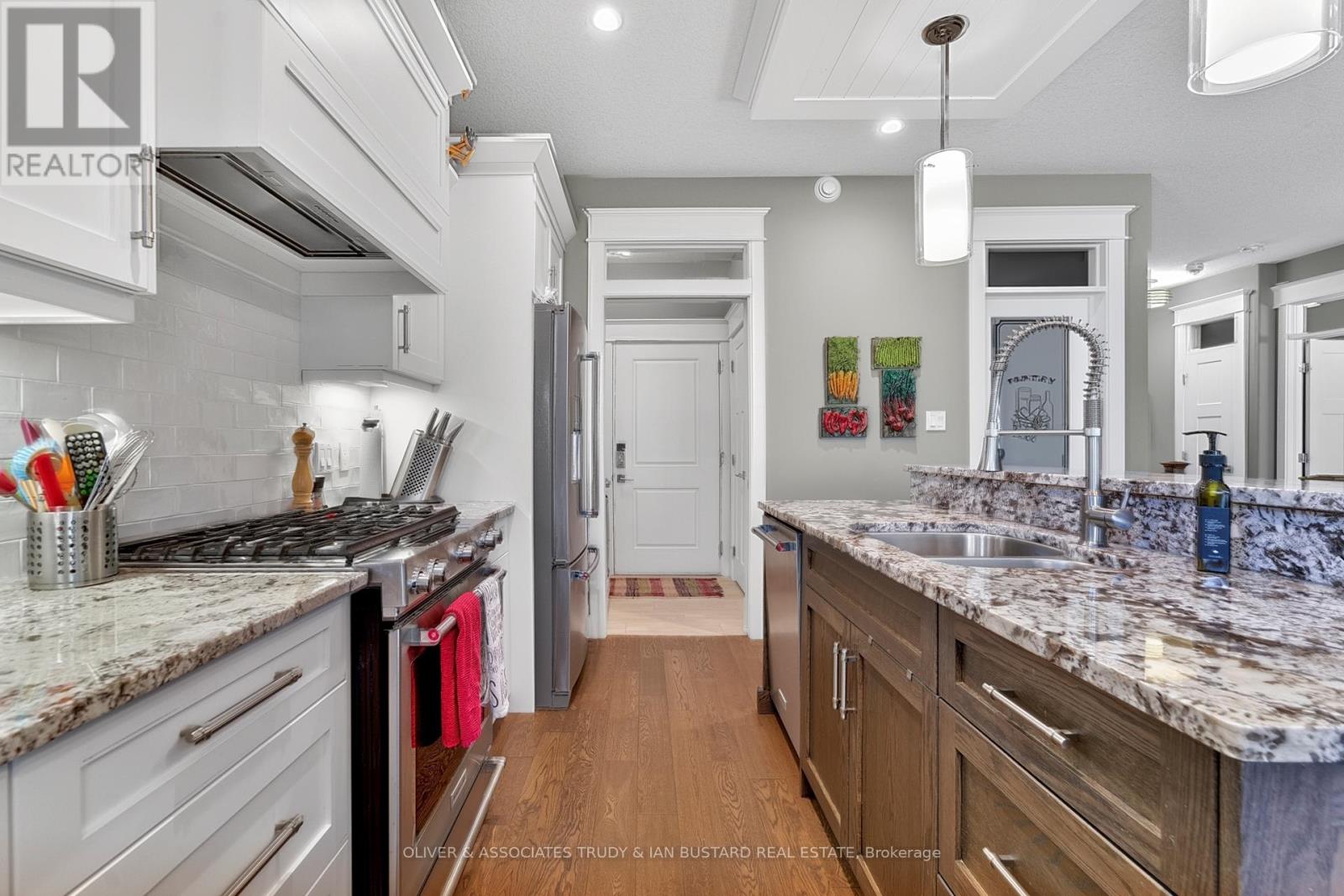 4 - 50 Sunrise Lane, Lambton Shores, Ontario  N0M 1T0 - Photo 9 - X13033798