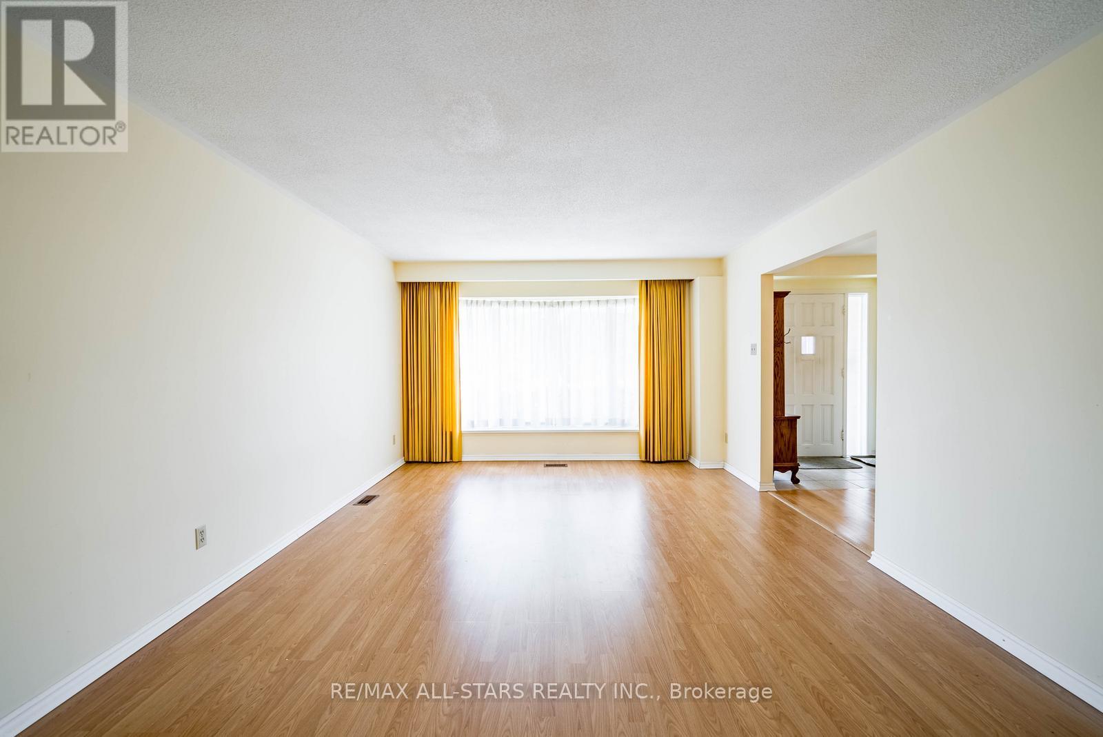 57 Gloxinia Crescent, Toronto, Ontario  M1W 2C5 - Photo 12 - E13033754