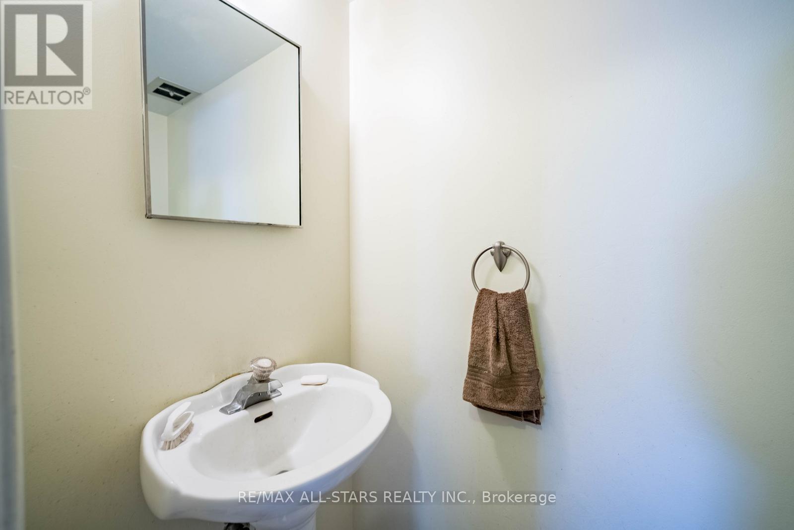 57 Gloxinia Crescent, Toronto, Ontario  M1W 2C5 - Photo 21 - E13033754