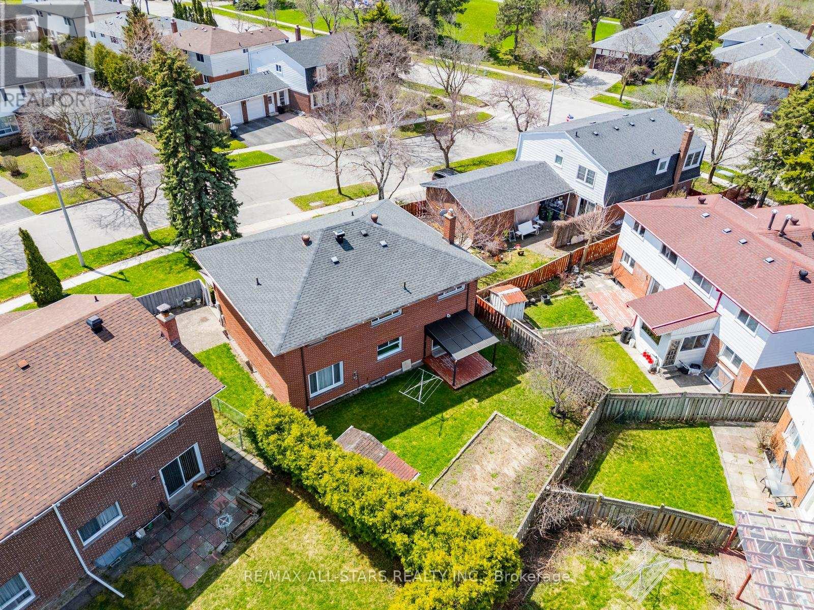 57 Gloxinia Crescent, Toronto, Ontario  M1W 2C5 - Photo 48 - E13033754