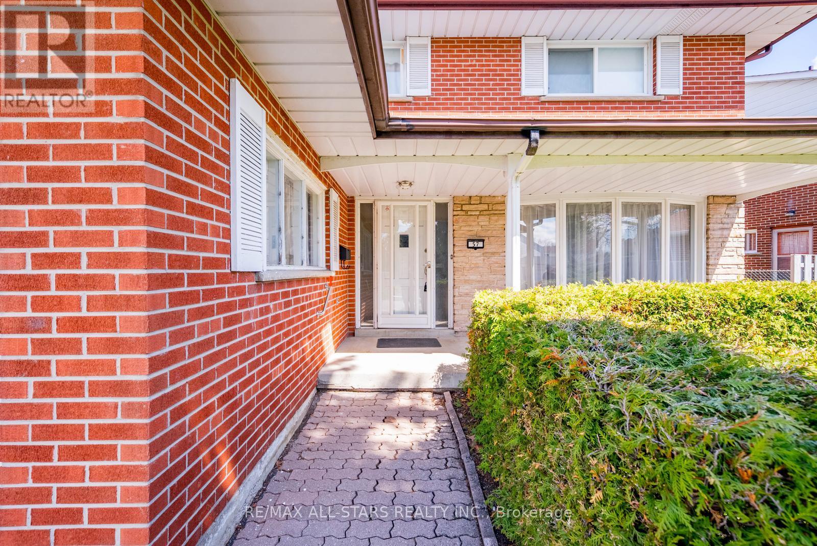 57 Gloxinia Crescent, Toronto, Ontario  M1W 2C5 - Photo 8 - E13033754