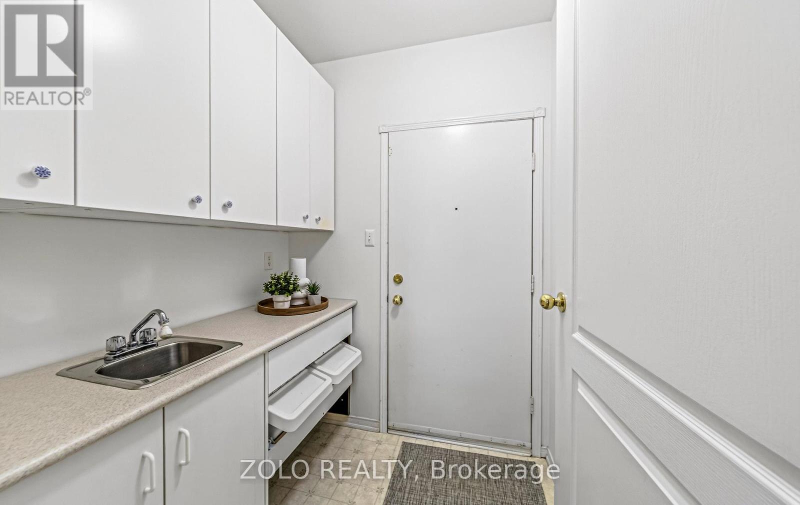 4 Sturgess Crescent, Whitby, Ontario  L1M 1J9 - Photo 20 - E13033756