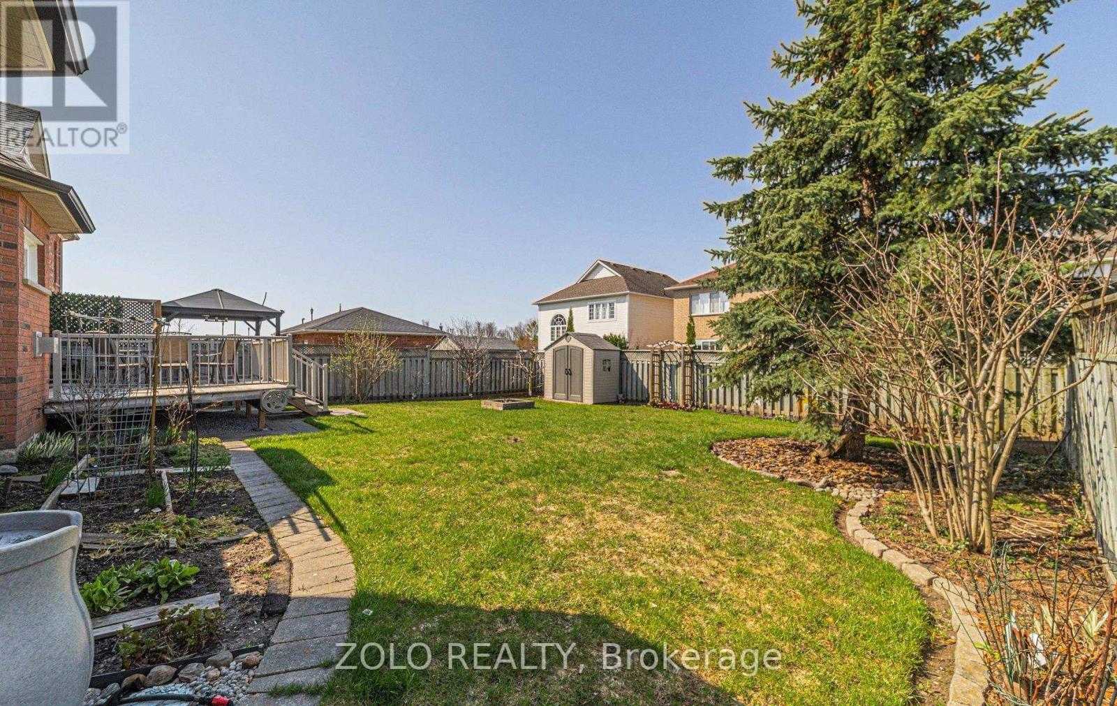 4 Sturgess Crescent, Whitby, Ontario  L1M 1J9 - Photo 36 - E13033756