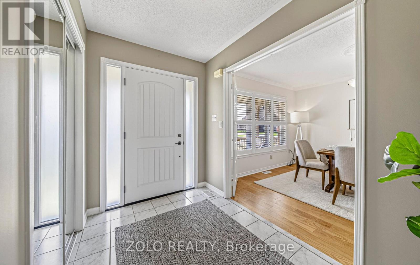 4 Sturgess Crescent, Whitby, Ontario  L1M 1J9 - Photo 6 - E13033756