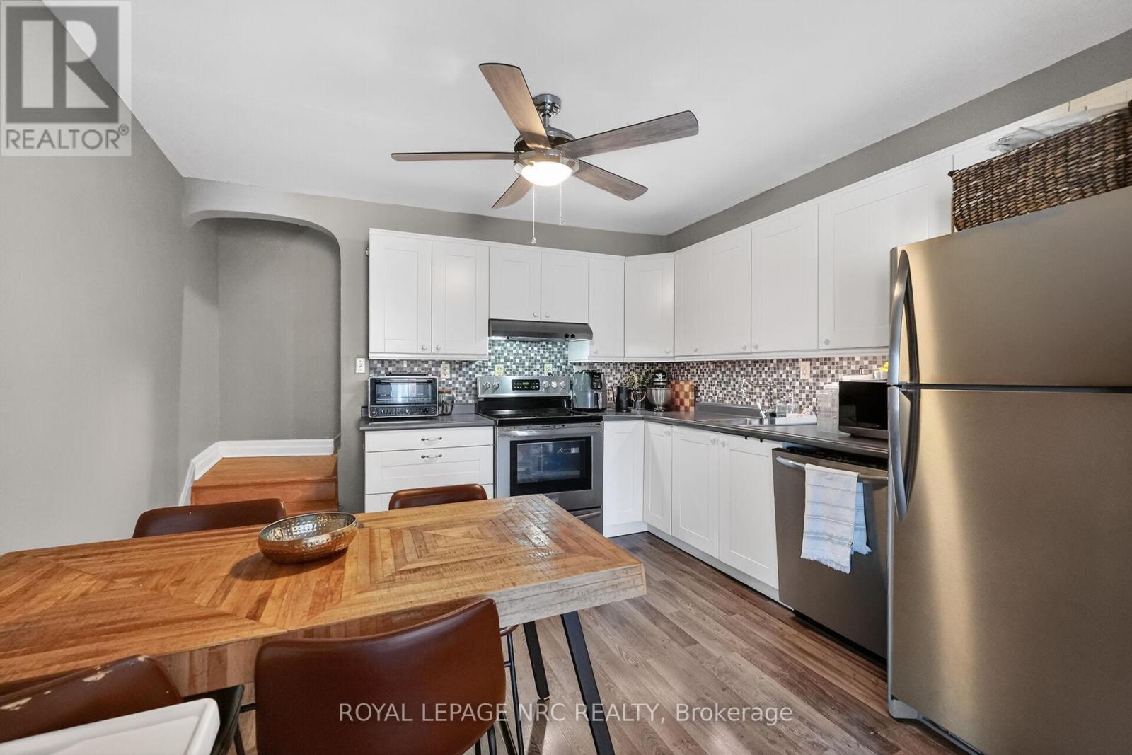 13 Albert Street W, Thorold, Ontario  L2V 2E9 - Photo 17 - X13033828