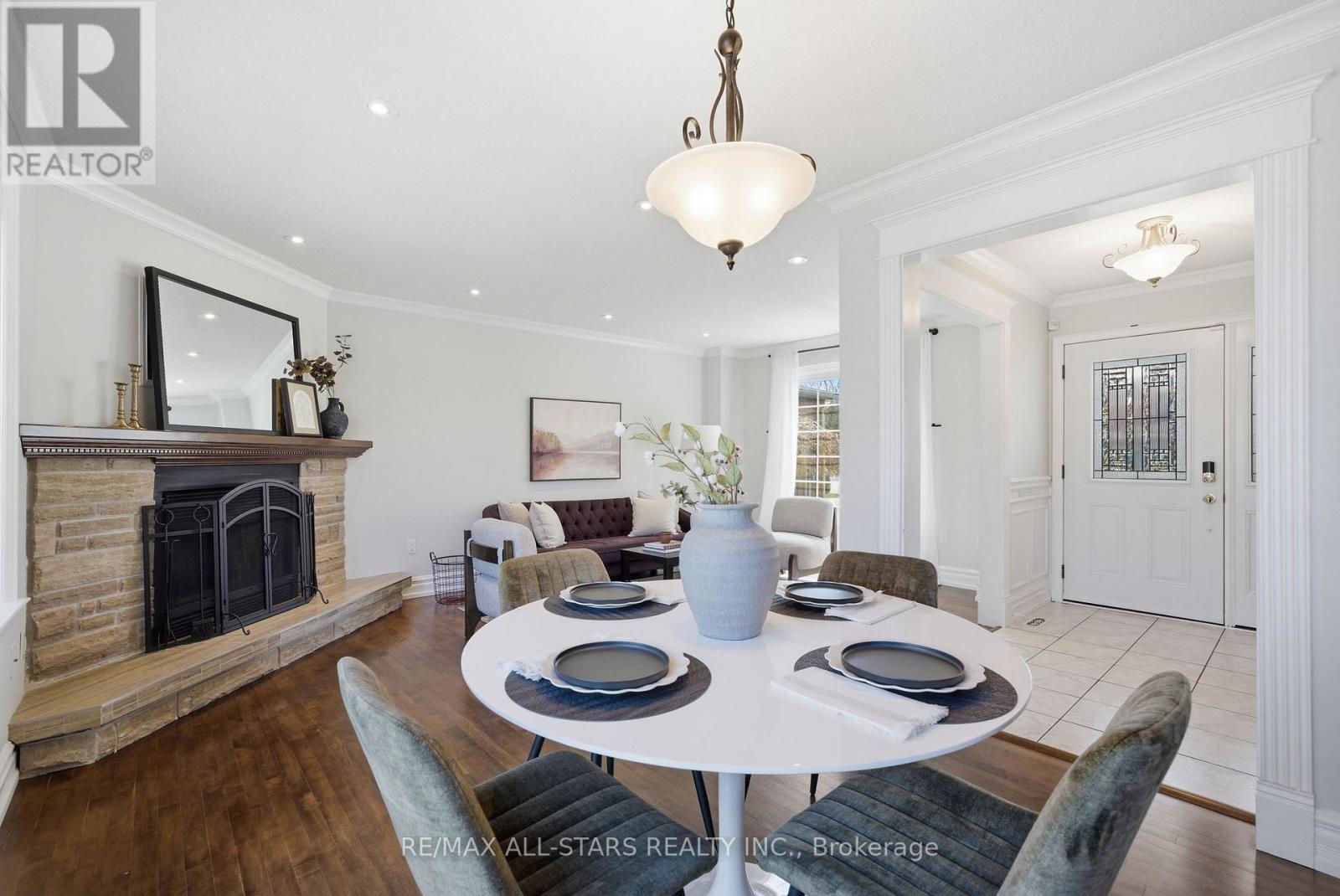 923 Leslie Valley Drive, Newmarket, Ontario  L3Y 7G3 - Photo 14 - N13033796