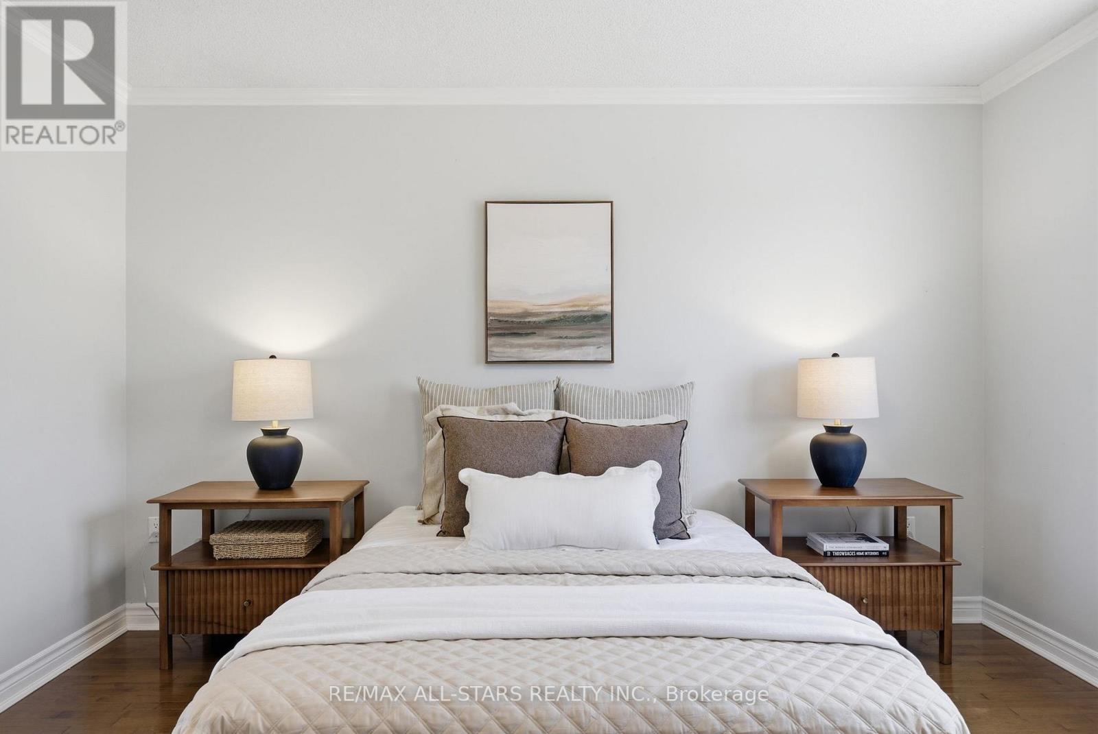 923 Leslie Valley Drive, Newmarket, Ontario  L3Y 7G3 - Photo 19 - N13033796