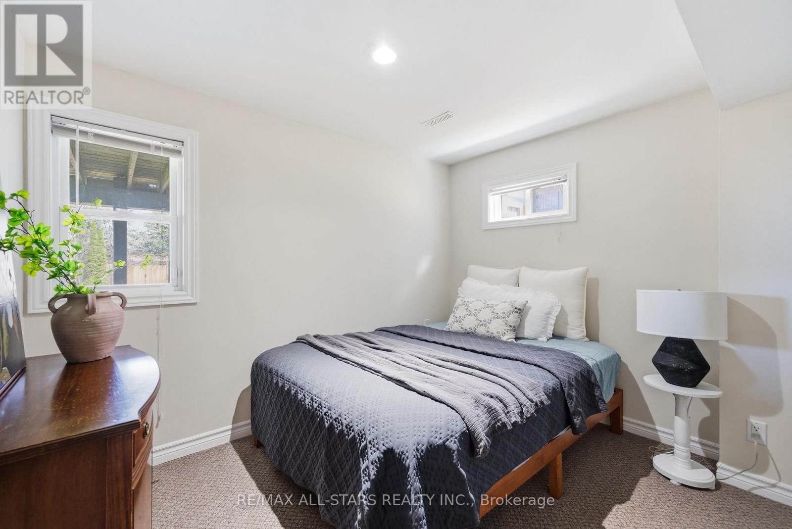 923 Leslie Valley Drive, Newmarket, Ontario  L3Y 7G3 - Photo 30 - N13033796