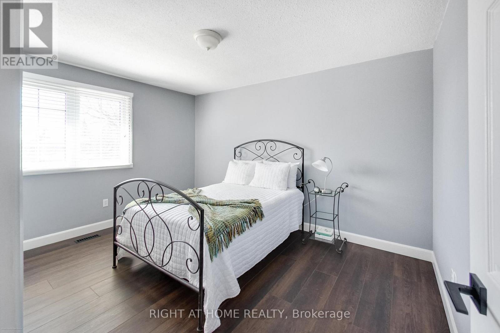 885 Dales Avenue, Newmarket, Ontario  L3Y 5Z6 - Photo 17 - N13033812