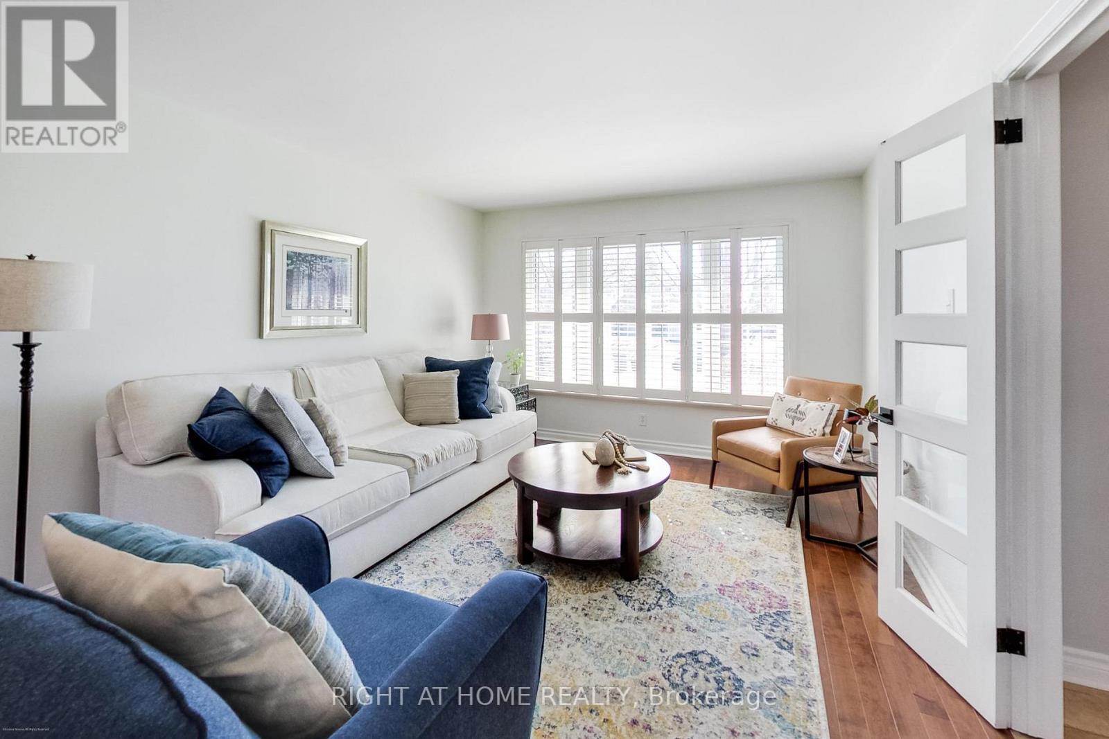 885 Dales Avenue, Newmarket, Ontario  L3Y 5Z6 - Photo 5 - N13033812