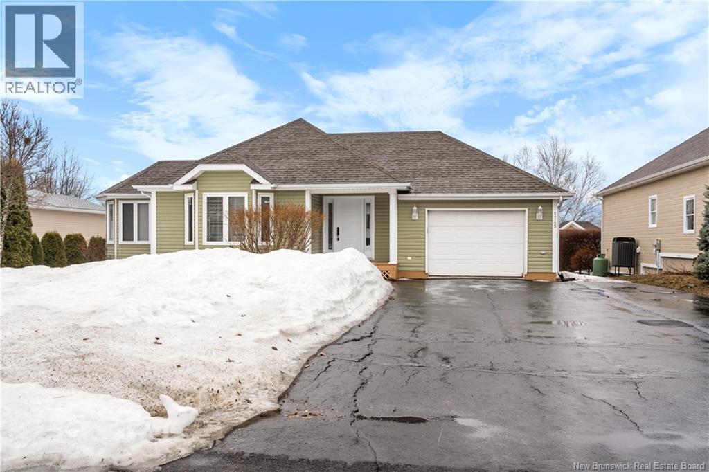 1745 Gowan Brae Drive, Bathurst, New Brunswick  E2A 4X5 - Photo 3 - NB137622