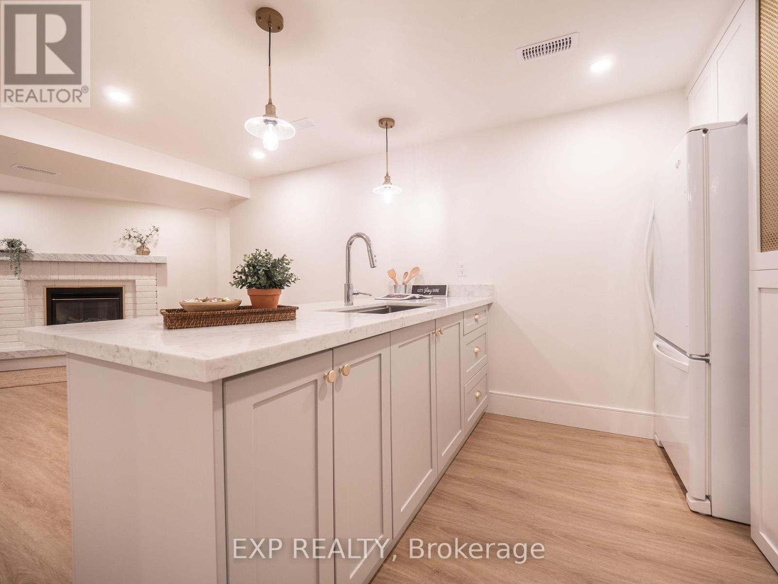 Bsmt - 4591 Credit Pointe Drive, Mississauga, Ontario  L5M 3L6 - Photo 6 - W13033746