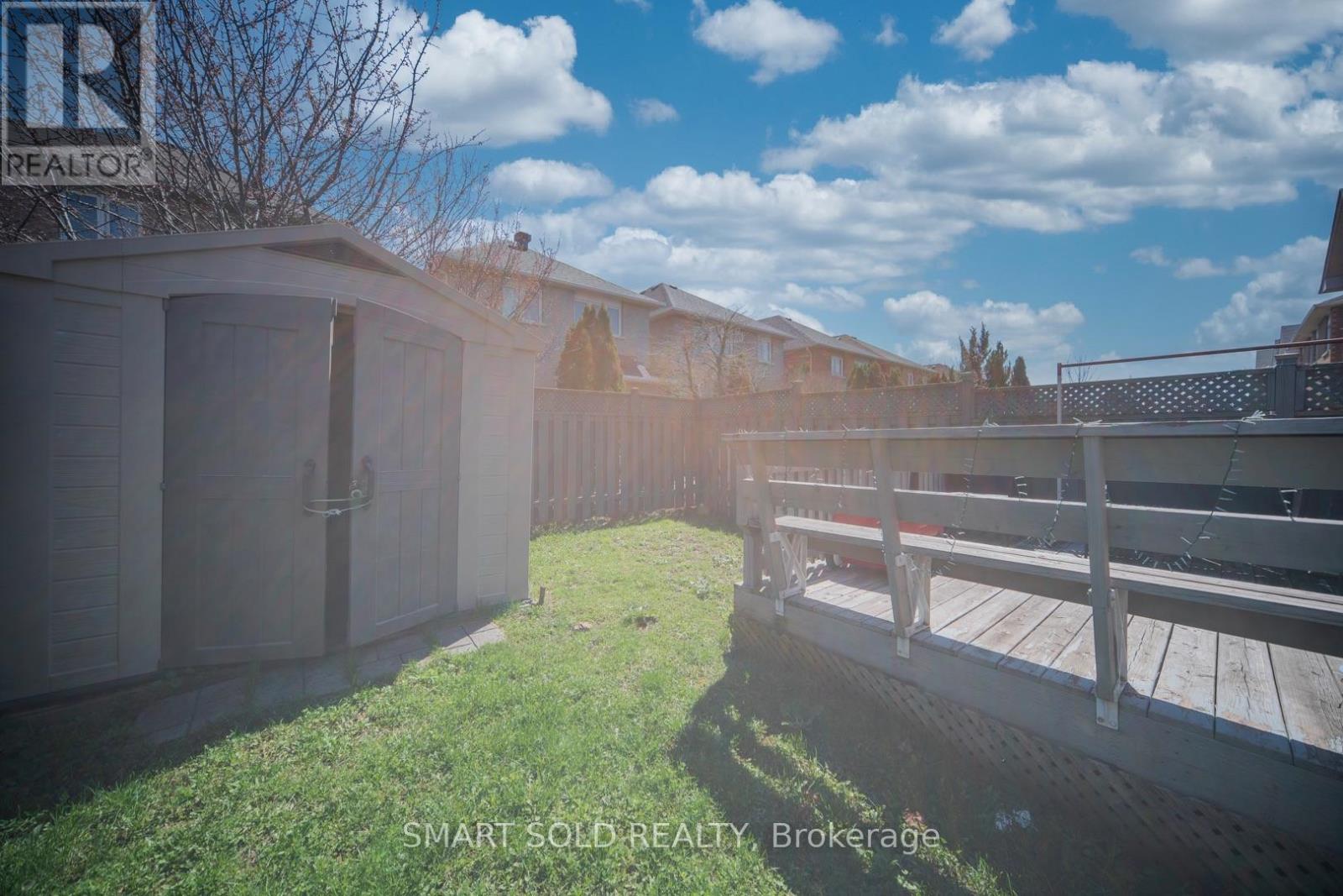 Upper - 3486 Fountain Park Avenue, Mississauga, Ontario  L5M 7E5 - Photo 10 - W13033780
