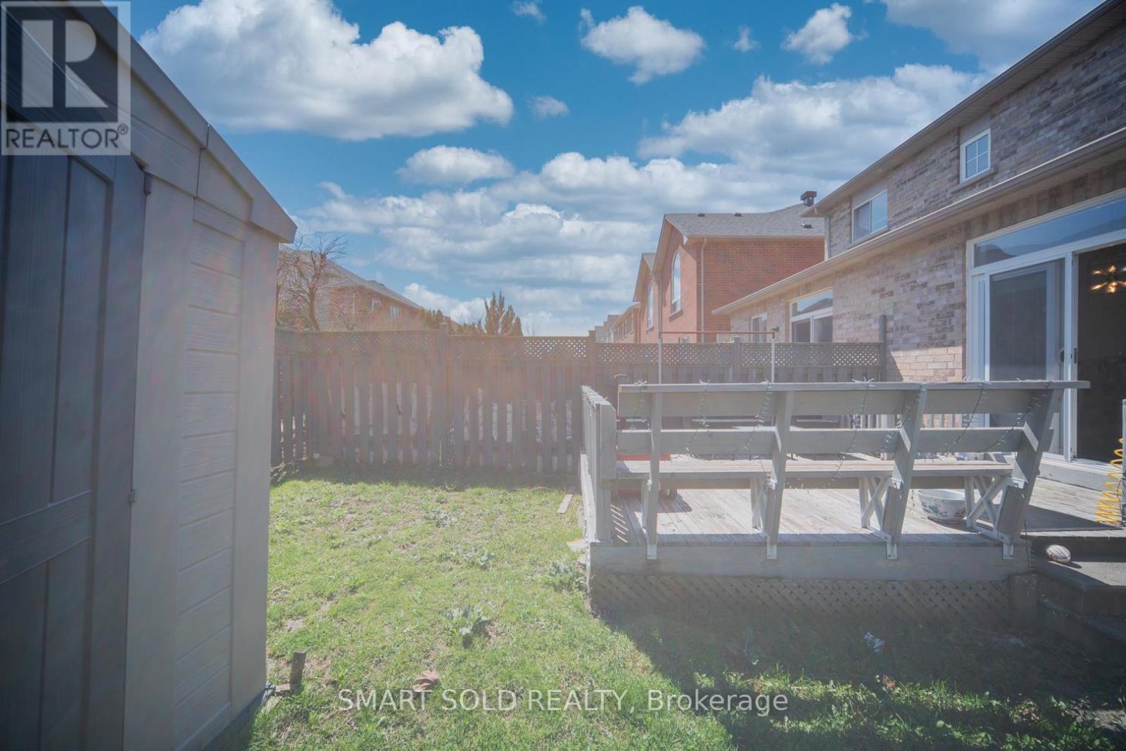 Upper - 3486 Fountain Park Avenue, Mississauga, Ontario  L5M 7E5 - Photo 11 - W13033780