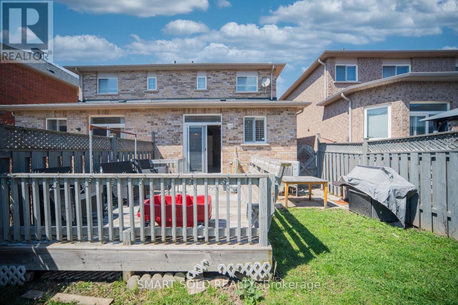 Upper - 3486 Fountain Park Avenue, Mississauga, Ontario  L5M 7E5 - Photo 13 - W13033780