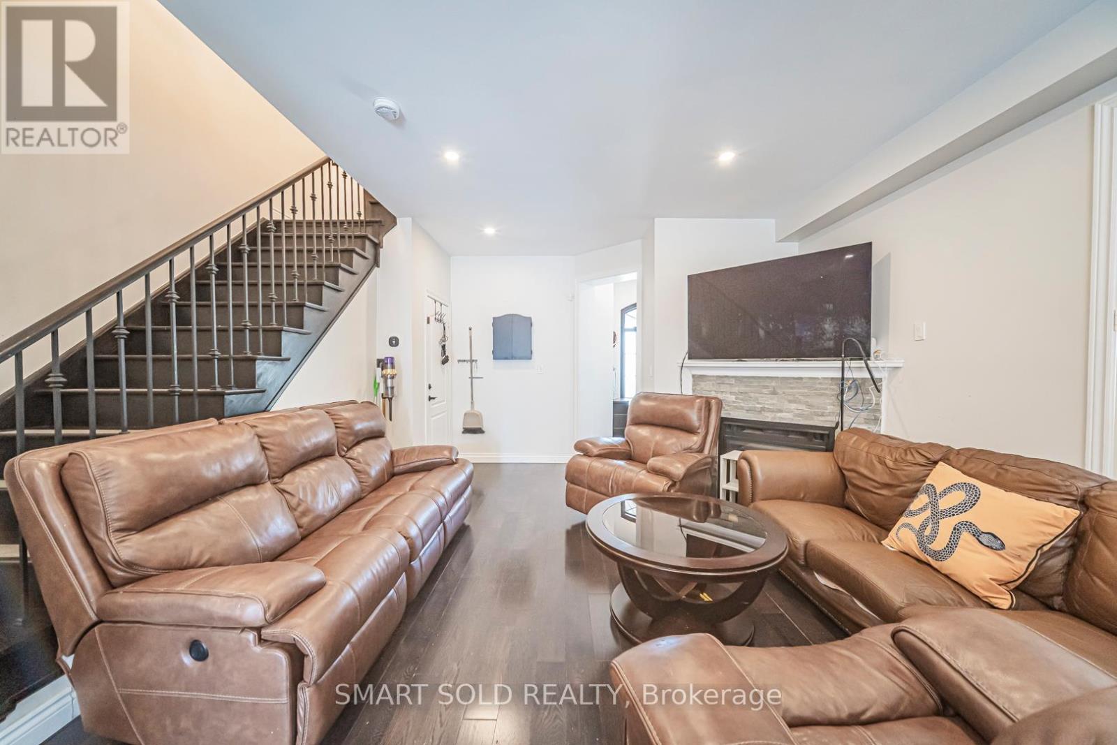 Upper - 3486 Fountain Park Avenue, Mississauga, Ontario  L5M 7E5 - Photo 20 - W13033780