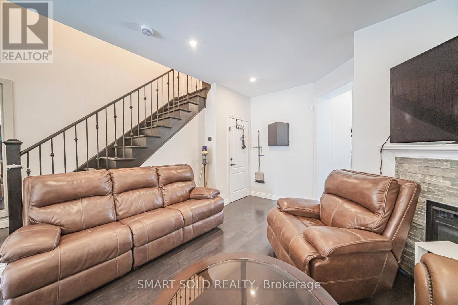 Upper - 3486 Fountain Park Avenue, Mississauga, Ontario  L5M 7E5 - Photo 21 - W13033780