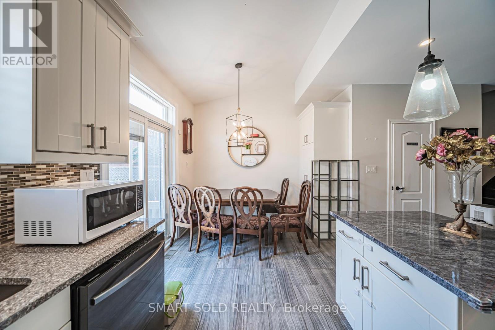 Upper - 3486 Fountain Park Avenue, Mississauga, Ontario  L5M 7E5 - Photo 29 - W13033780