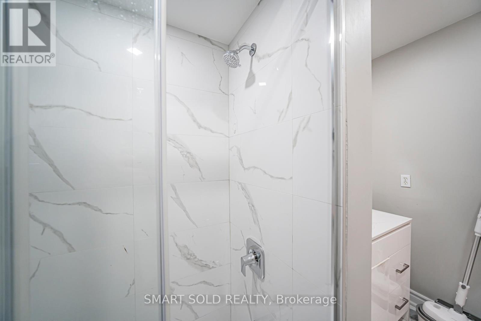 Upper - 3486 Fountain Park Avenue, Mississauga, Ontario  L5M 7E5 - Photo 48 - W13033780