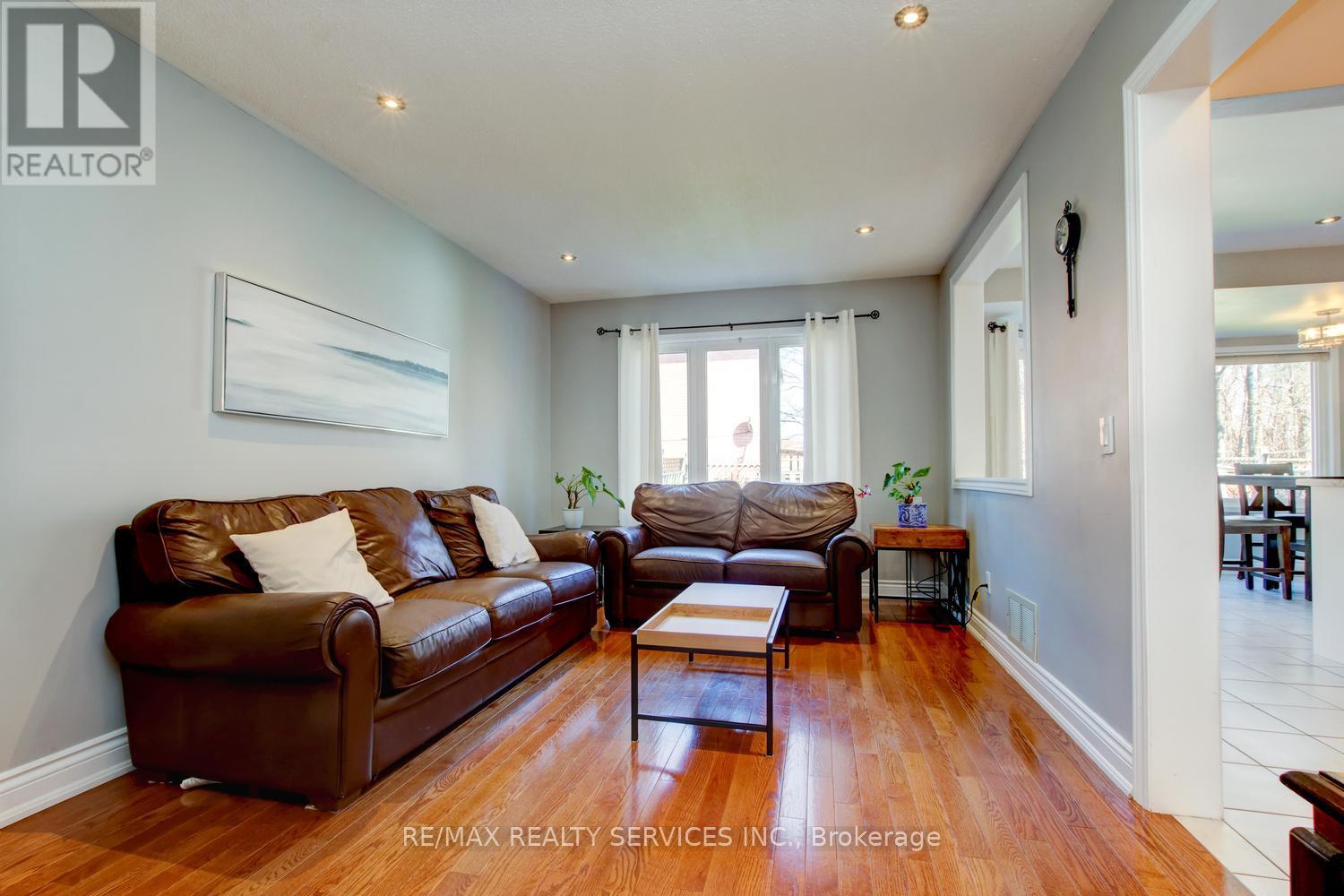 3 Nymark Place, Brampton, Ontario  L6S 5T5 - Photo 10 - W13033810