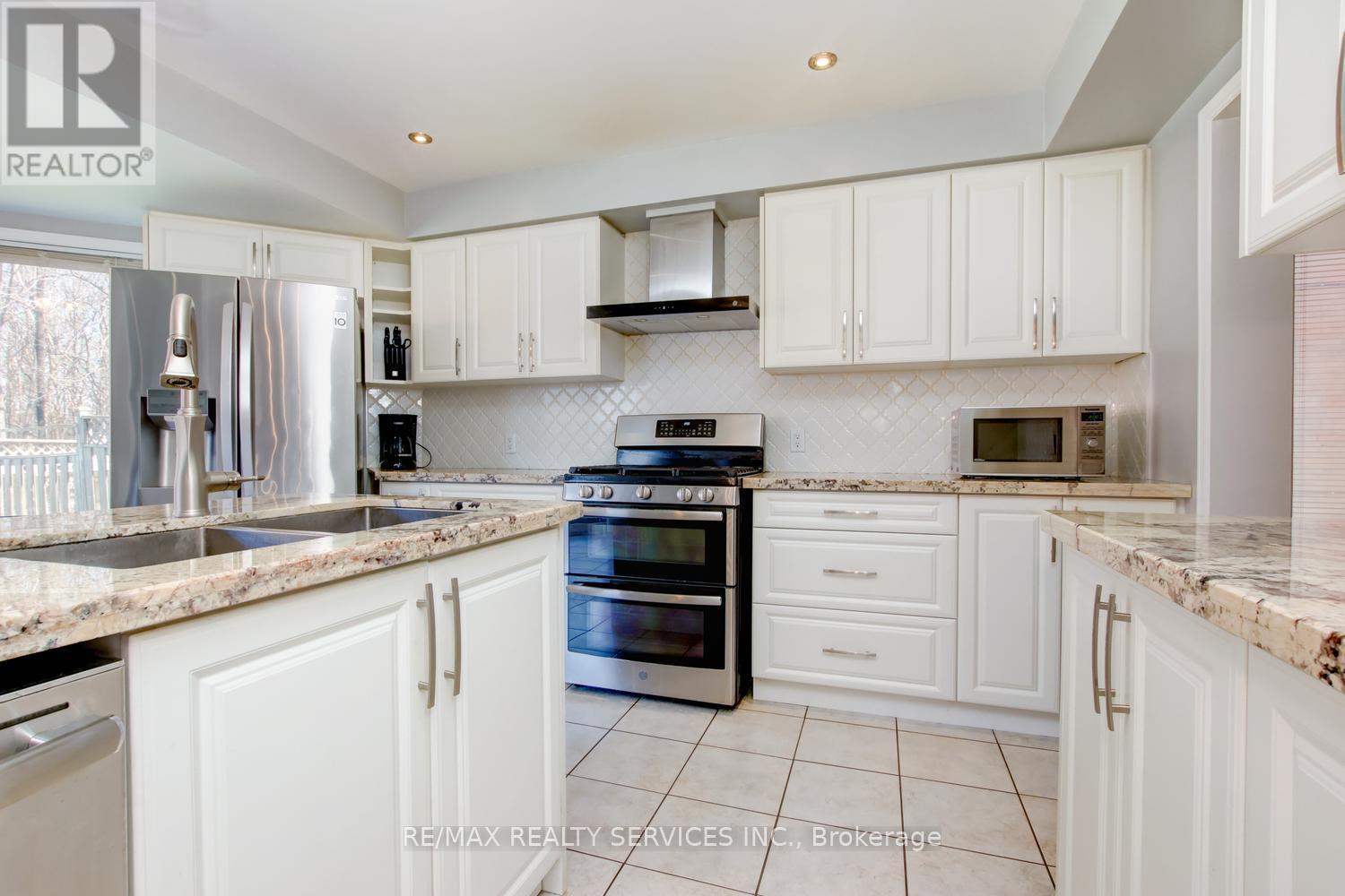 3 Nymark Place, Brampton, Ontario  L6S 5T5 - Photo 15 - W13033810