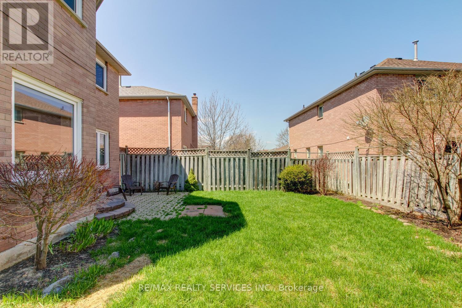 3 Nymark Place, Brampton, Ontario  L6S 5T5 - Photo 46 - W13033810